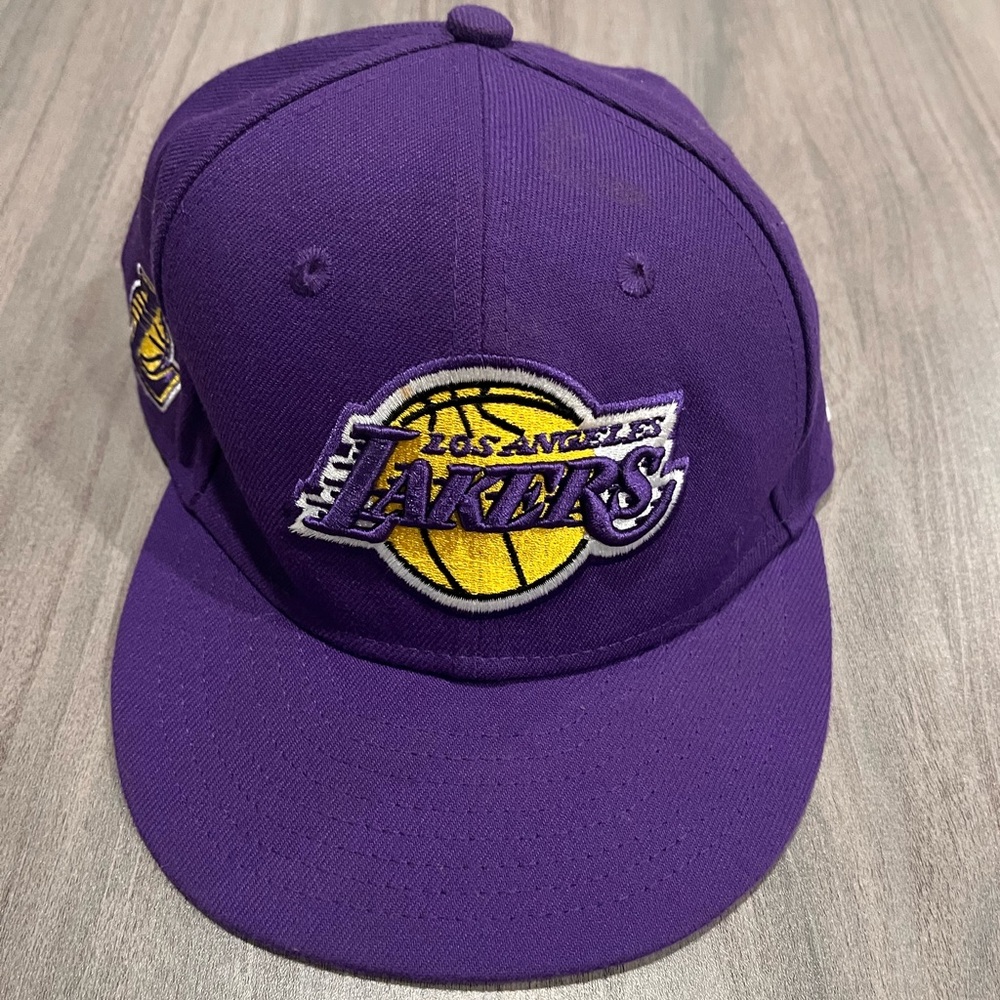 Youth Los Angeles Lakers Snapback Hat by New Era – Purple & Gold